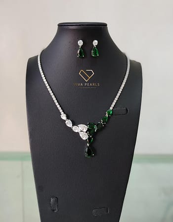 Starlight Emerald Serenity Necklace and Earrings Set